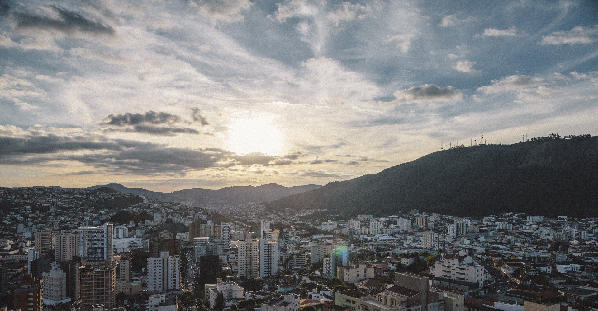 FOTO POÇOS https://somosbernini.com/wp-content/uploads/2025/05/FOTO-POCOS.png